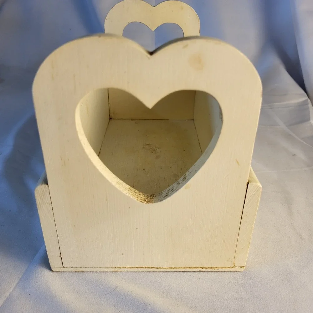 Vintage Handpainted Wooden Caddy Hearts Cottagecore 12
